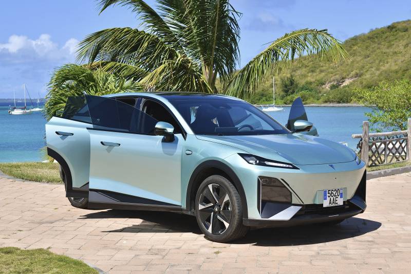 Discover Saint Martin in Style with the All-New Changan Deepal S07 Electric 2025 – Now Available at L’Anse Marcel Beach Resort
