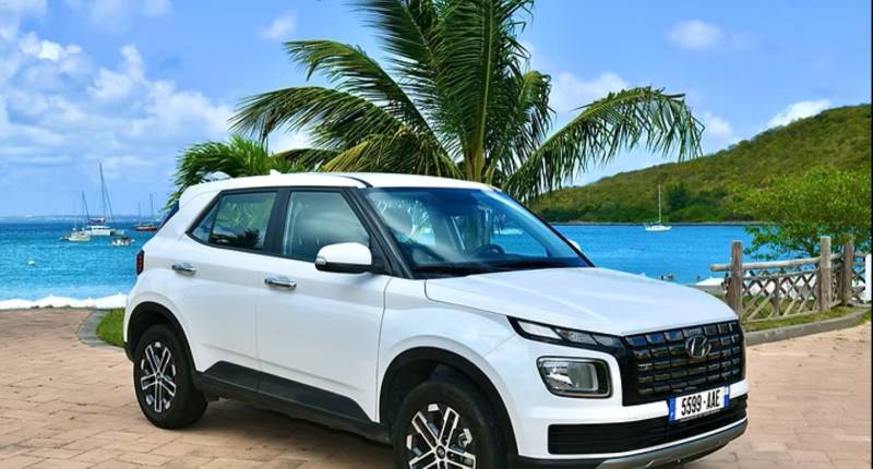 Rent a Hyundai Venue in Saint Martin – L’Anse Marcel Beach Resort